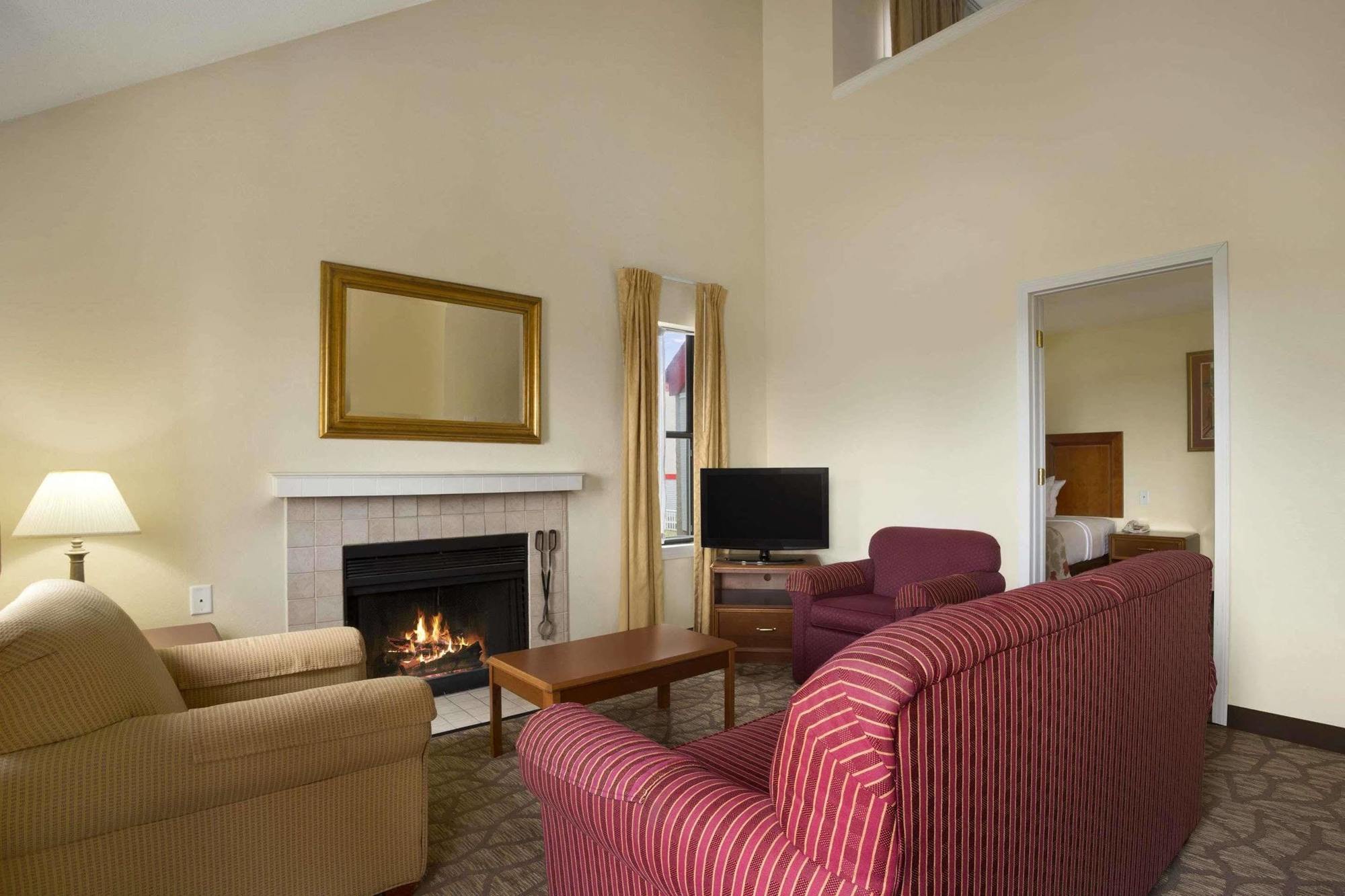Affordable Suites Of America Grand Rapids Kentwood المظهر الخارجي الصورة